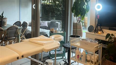 Best Men's Waxing Salons in Adelaide CBD .